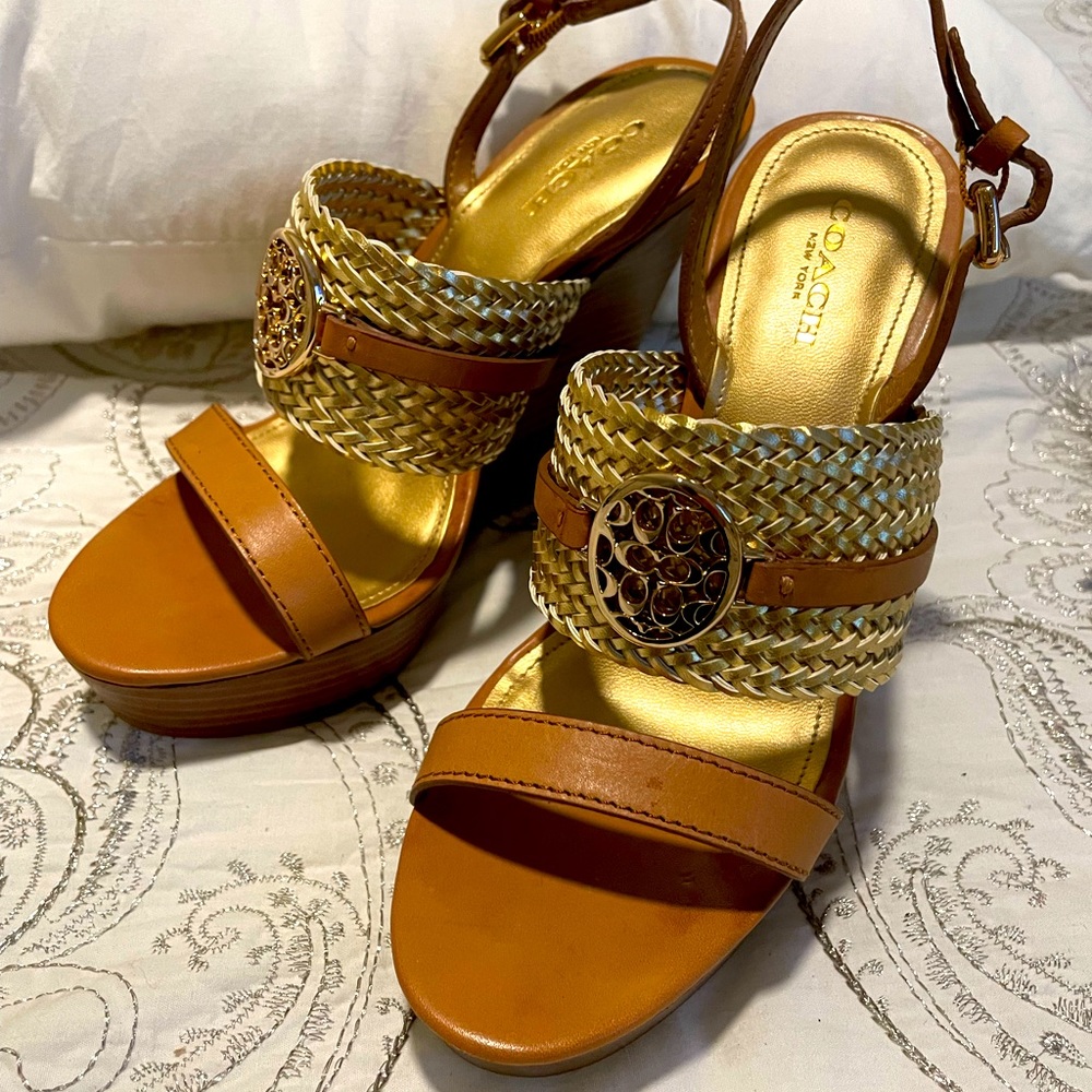 Coach Size-6 Gold/Brown